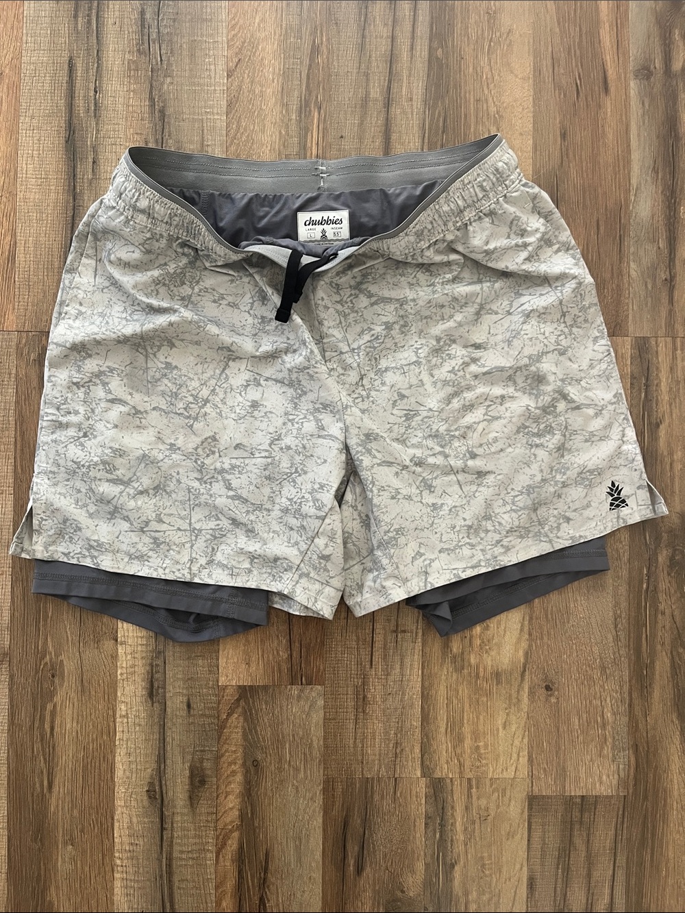 Chubbies Ultimate Training Shorts‎ Mens large 5.5 Inch Lined Wash On Wash Off